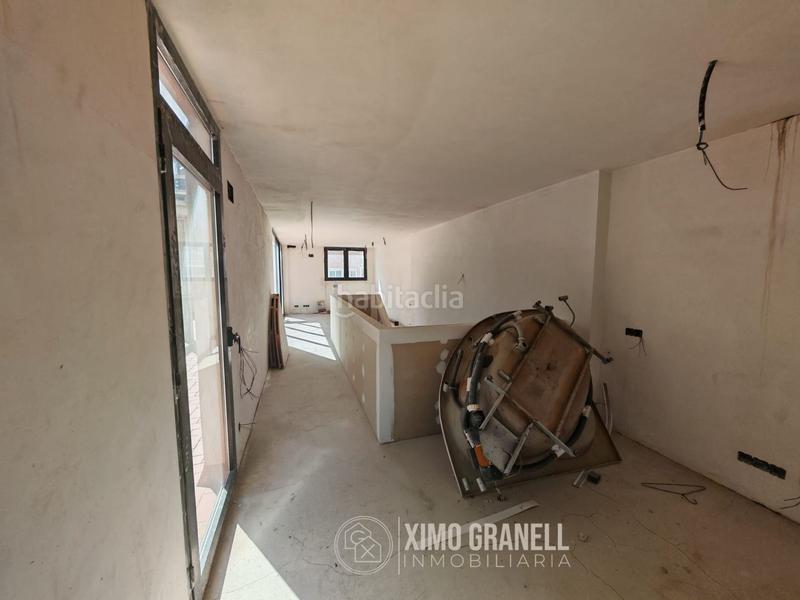 Foto 916f034a-c512-4e20-a40e-06d7a9da7084. Casa vivienda unifamiliar en el poligono iii de la vall duixó con garaje, patio, buhardilla y gran terraza en Vall d´Uixó (la)
