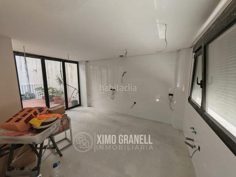 Foto 9b38f797-e19b-45cd-8172-0358a4f5a61a. Casa vivienda unifamiliar en el poligono iii de la vall duixó con garaje, patio, buhardilla y gran terraza en Vall d´Uixó (la)