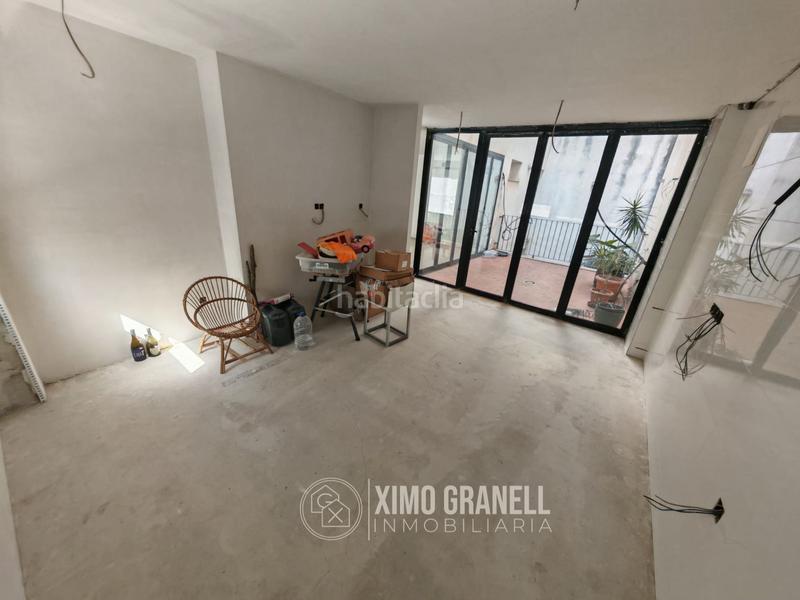 Foto c1989557-1b4d-4d12-9259-f0014f8b9c60. Casa vivienda unifamiliar en el poligono iii de la vall duixó con garaje, patio, buhardilla y gran terraza en Vall d´Uixó (la)