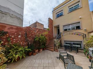 Maison à Vall d´Uixó (la). Casa de tres plantas en la zona del angel con jardín, garaje y d
