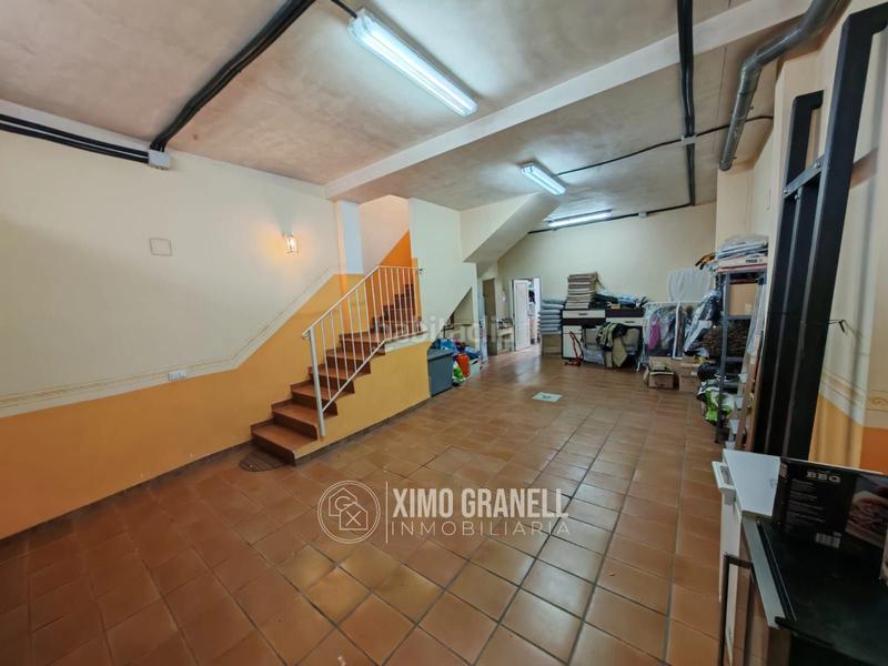 Foto f9490ca0-a247-46ef-8f5c-f9cb95d8d424. Casa  de tres plantas en la zona del angel con jardín, garaje y dos terrazas. en Vall d´Uixó (la)