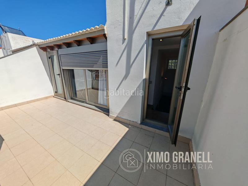 Foto 771f03ab-335e-49c1-aa60-148041c39e7a. Casa adosada  en residencial la cova con garaje, ascensor y dos terrazas en Vall d´Uixó (la)