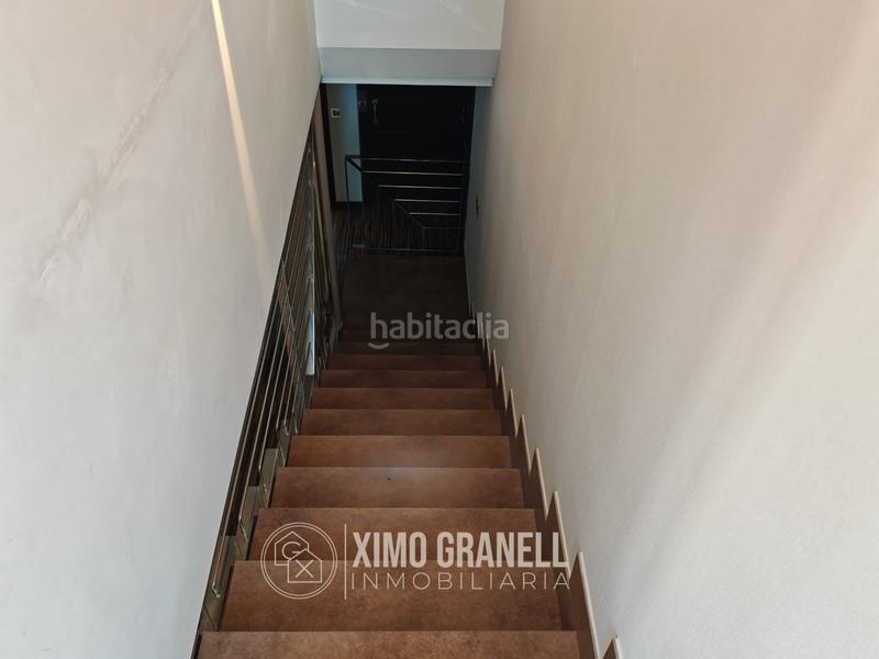 Foto d8ef8564-fd3b-4e64-b85b-4073f5d5adb1. Casa adosada  en residencial la cova con garaje, ascensor y dos terrazas en Vall d´Uixó (la)