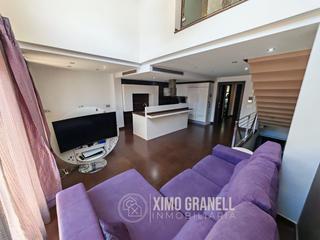 Casa adossada en Vall dUix (la). Casa adosada en residencial la cova con garaje, ascensor y dos t
