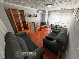 Casa en Vall d´Uixó (la). Casa de 250 m con planta baja y dos pisos en pleno centro de la