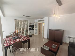 Appartement à Vall d´Uixó (la). Piso de tres habitaciones y dos baños en plena zona centro de la