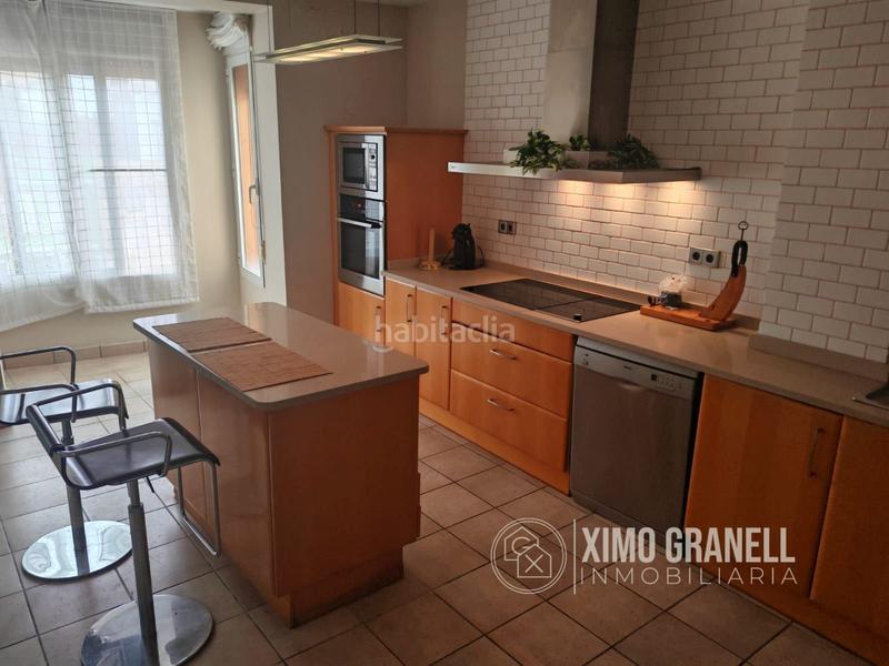Foto f3b915ce-12d0-4d23-942e-b773b50e51cb. Piso  de tres habitaciones y dos baños en plena zona centro de la vall duixó en Vall d´Uixó (la)