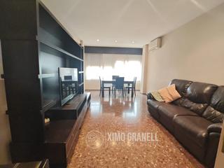 Location Appartement à Vall d´Uixó (la). Piso esquinero en alquiler de tres habitaciones y un baño en ple