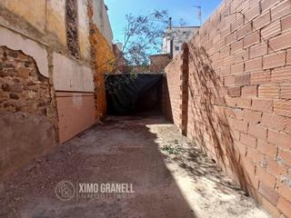 Terreny residencial a Vall d´Uixó (la). Parcela urbana de 91 m en pleno centro historico de la vall duix