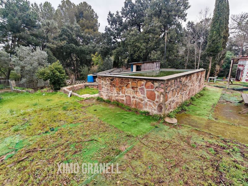 Foto b46dbcd5-6a43-4e0c-96c4-1dad099a09d7. Casa amb piscina a Artana