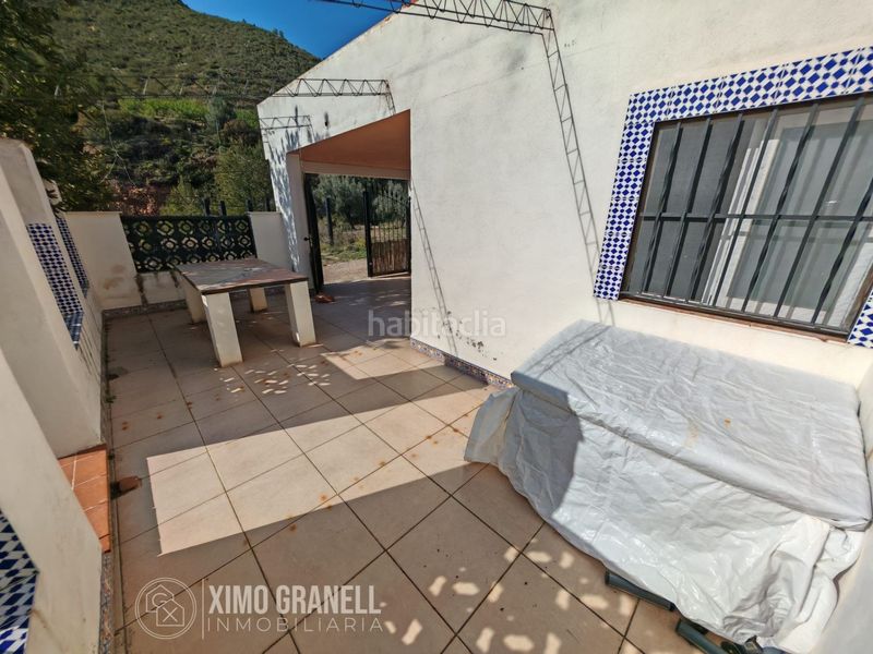 Foto c4334428-5e84-40f3-9ac1-c820d57fd2de. Casa a Chóvar