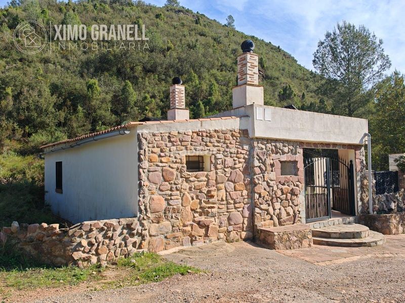 Foto cc2e8d25-cbb6-48b1-ba76-215d8c5eeba1. Casa a Chóvar