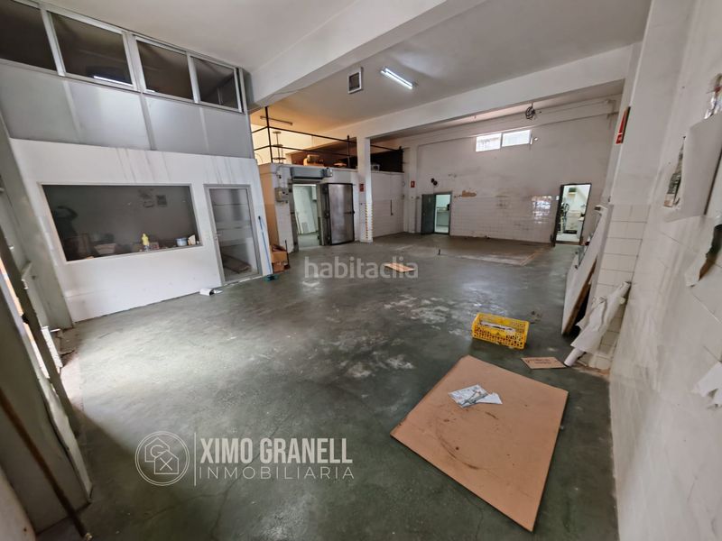Foto f7125dd3-4886-41a4-9dde-983e8c0ba075. Industrial building in Vall d´Uixó (la)