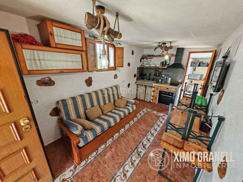 Foto b3cfcb66-8293-4c00-833c-27c8949ade2c. Casa amb calefacció a Chóvar