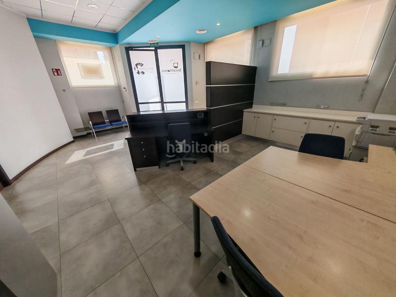 Foto b93c7f23-6b7d-42fe-b632-d9fbde36f4ff. Locale commerciale in Vall d´Uixó (la)