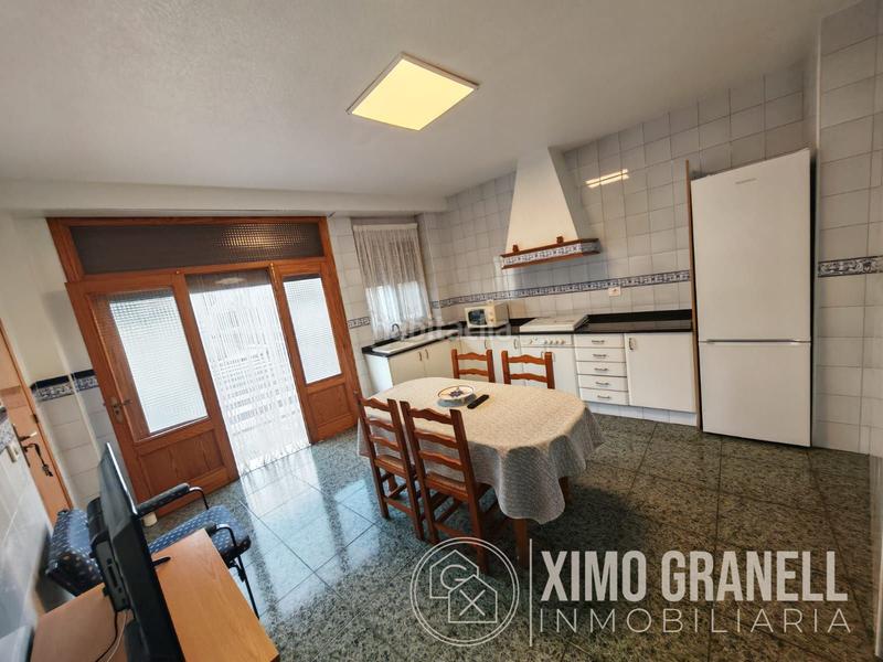 Foto ccf5107e-6974-4e17-abc8-3e21e3a0913f. Casa planta baja esquinera con terraza en centro de playa en Moncofa