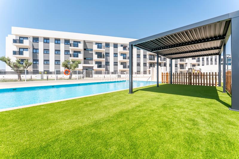 Foto 58d7411a-3368-4f8c-8de5-3dfc2ff00742. Rent flat in carrer de gran canaria 24 in Playa Muchavista Campello (el)