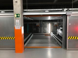 Aparcament cotxe a Plaza cormelana 1. Garaje en venta en plaza cormelana, 1