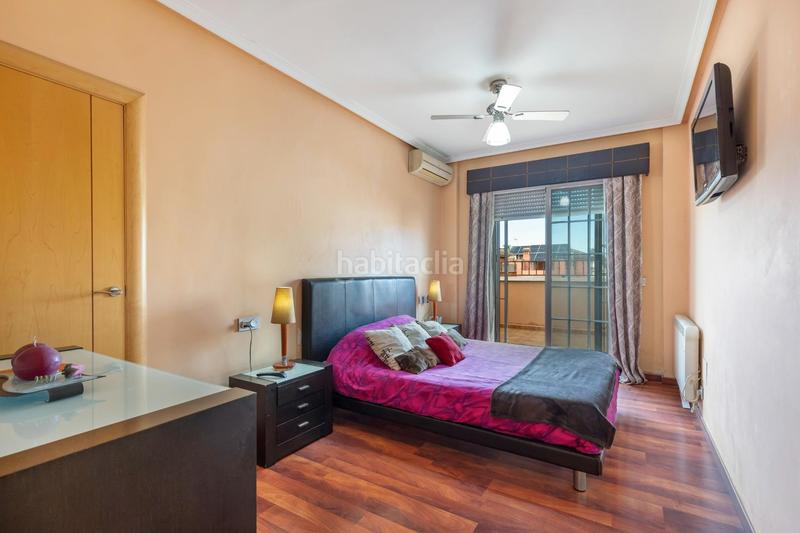 Foto c41063f1-df1a-449f-96e9-b21835ea5d10. Casa aparellada amb calefacció aparcament piscina a Torrevieja