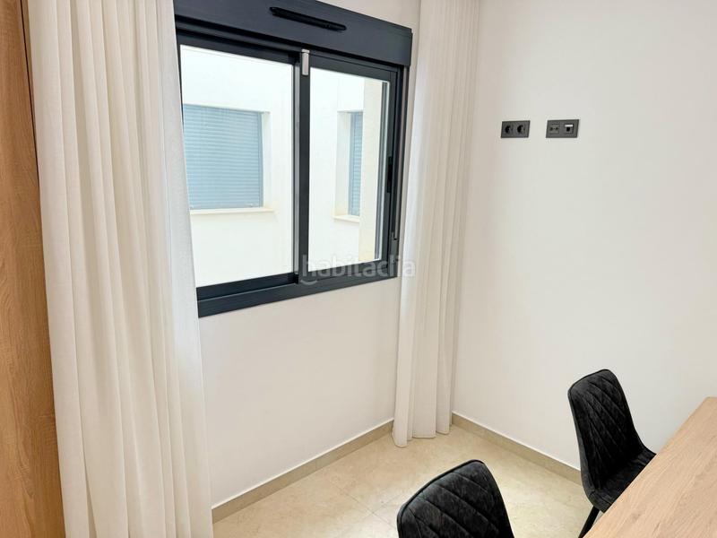 Foto a7297a50-3dea-42a2-a641-d9331f757e37. Apartamento lujoso apartamento en el centro 2023 en Torrevieja