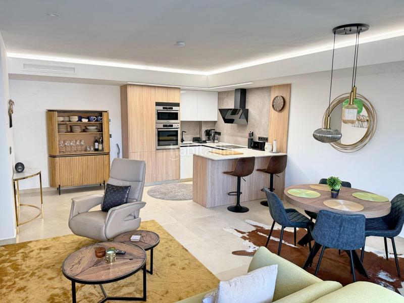 Foto bb71fcdb-e475-466b-bf1c-9c2acb2fae2a. Apartamento lujoso apartamento en el centro 2023 en Torrevieja