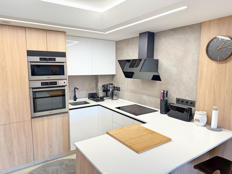 Foto c1215a4d-b1e3-4b7b-a42a-a1e9b7497891. Apartamento lujoso apartamento en el centro 2023 en Torrevieja