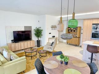 Appartement  Calle rambla juan mateo. Lujoso apartamento en el centro de torrevieja 2023