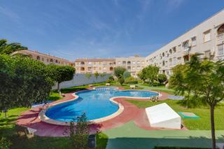 Appartement à El Acequión. Apartamento cerca de playa con piscina y garaje