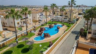 Dachwohnung in Villamartín-Las Filipinas. Atico en complejo residencial el barranco en los dolses