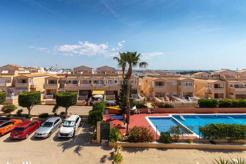 Foto c0509556-4429-4a4e-97c7-b780ed204c11. Maison jumelée avec parking piscine dans Los Balcones y los Altos Orihuela