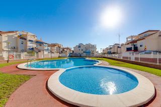 Ático en Playa Flamenca. Bungalow planta alta en playa flamenca
