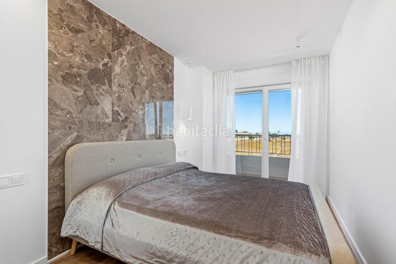 Foto 4296b4bf-2798-43ee-9b7a-99bf908471d8. Apartamento en Punta Prima Torrevieja