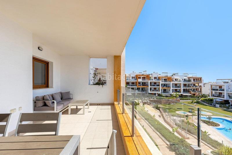 Foto 2fab11f9-a0d6-4996-9526-31ea6e89b26e. Apartament amb aparcament piscina a Lomas de Cabo Roig - Los Dolses Orihuela