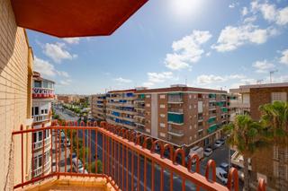 Àtic a El Acequión. Impresionante ático de 100m2 en segunda línea de la playa