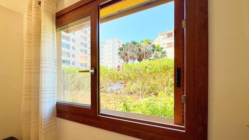 Foto 29cc8942-bf5f-4c9f-897d-7d53a55a196c. Apartamento  orientado al sureste Punta Prima en Orihuela