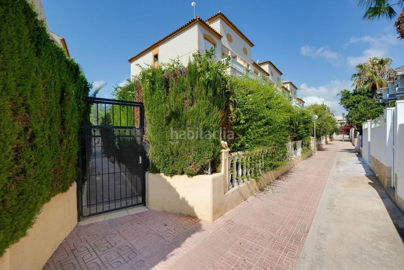 Foto 0d3397c4-f2b3-478e-a13b-de354a8dc38f. Planta baja apartamento en planta baja en venta en Punta Prima en Torrevieja