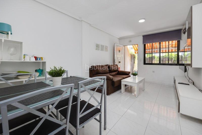 Foto 9ad6140b-d38d-4631-aa50-25edccd70c25. Planta baja apartamento en planta baja en venta en Punta Prima en Torrevieja