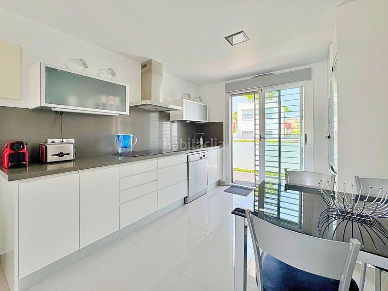 Foto 4dbe0eb8-cba6-4ac7-b458-e6332120ef8a. Ático apartamento con gran solarium los altos en Zeniamar - Horizonte - La Campana Orihuela