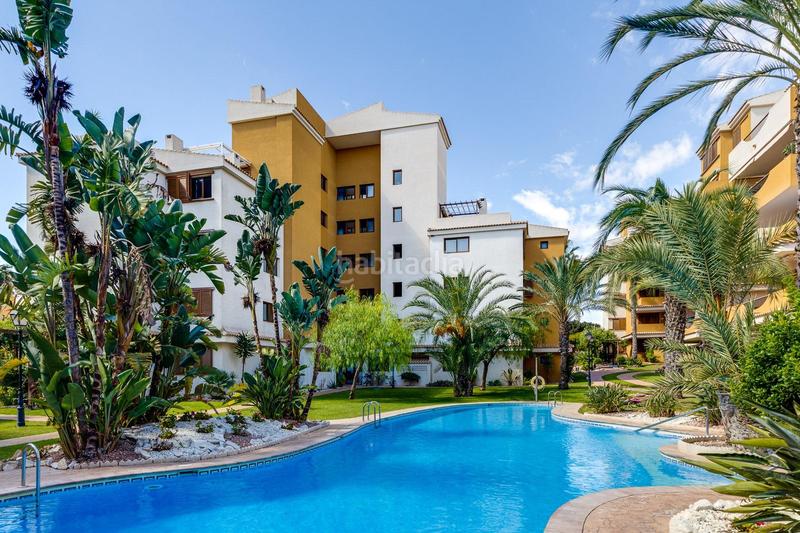 Foto ea7e79b2-b6a1-45de-977f-d37d0d931de3. Ático impresionante ático en la entrada, Punta Prima en Torrevieja