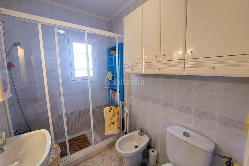 Foto 724cc332-ff1b-42ca-bfb4-52607e1e380c. Ático bungalow elevado en la deseable área de Playa Flamenca en Orihuela
