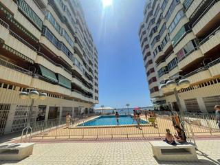Apartament a El Acequión. Impresionante apartamento junto a la playa con modernas comodida