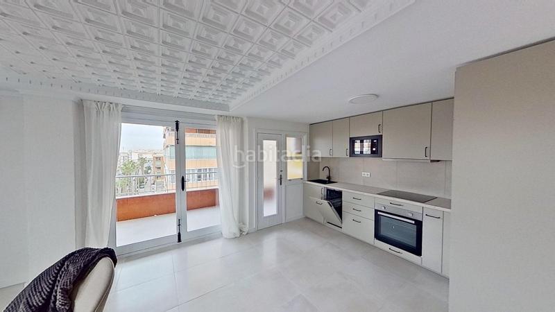 Foto b28f191f-5ab6-4b9e-a180-a5e376e4c6d6. Apartamento impresionante apartamento junto a la playa con modernas comodidades en Torrevieja