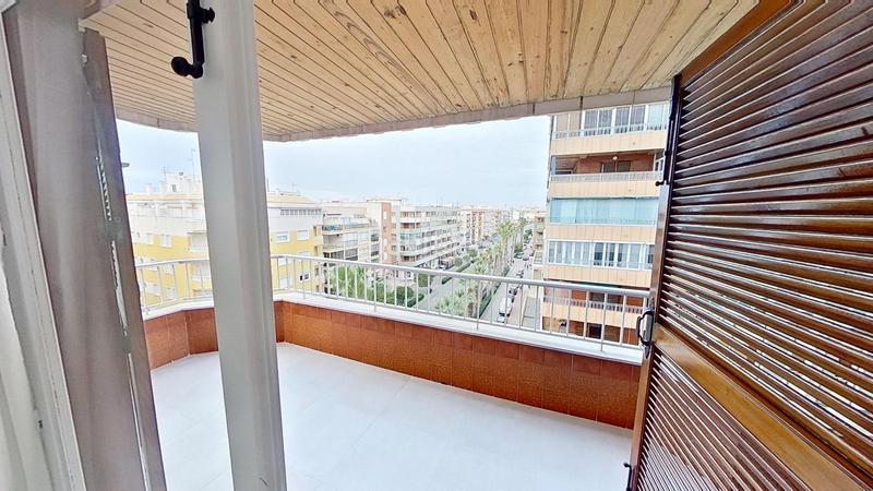 Foto e4204f02-dc89-46ae-a228-904d1ff6859b. Apartamento impresionante apartamento junto a la playa con modernas comodidades en Torrevieja