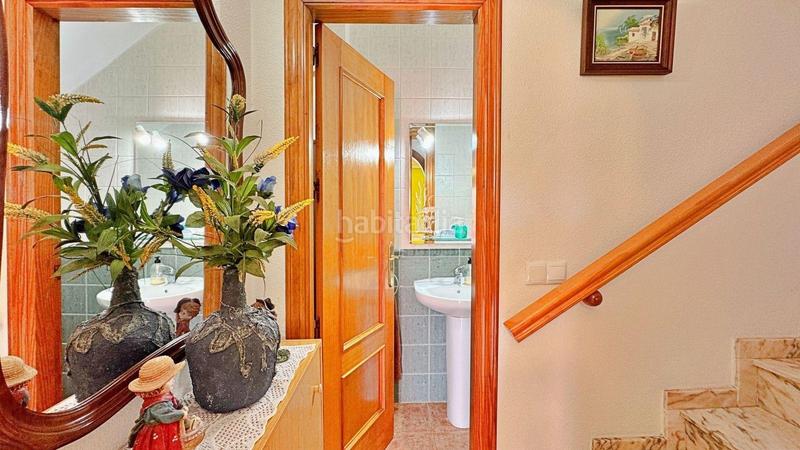 Foto 2f1d560d-44a4-48d1-a839-7f8389597222. Dúplex encantadora casa adosada de dos dormitorios con piscina comunitaria cerca del mar en Orihuela