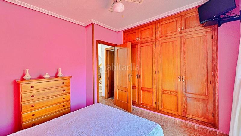 Foto 385d9ca9-5723-4c86-88ad-88d5bfefd4ae. Dúplex encantadora casa adosada de dos dormitorios con piscina comunitaria cerca del mar en Orihuela