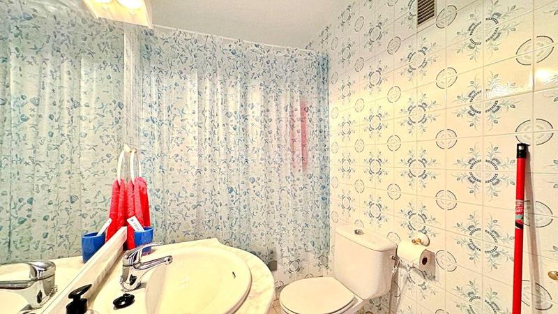 Foto b6f723a2-d6ce-49d2-a49a-d33fd5eb2313. Appartement mit parking pool in Punta Prima Torrevieja