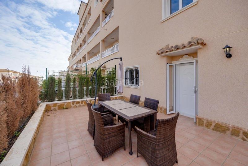 Foto 35b9b32d-8d0a-4d80-8dd5-887aa778f65a. Piano terra con parcheggio piscina in Playa Flamenca Orihuela