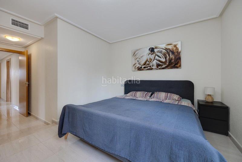 Foto a6d1dbfb-2cec-401f-ae44-64ae68a822b7. Piano terra con parcheggio piscina in Playa Flamenca Orihuela