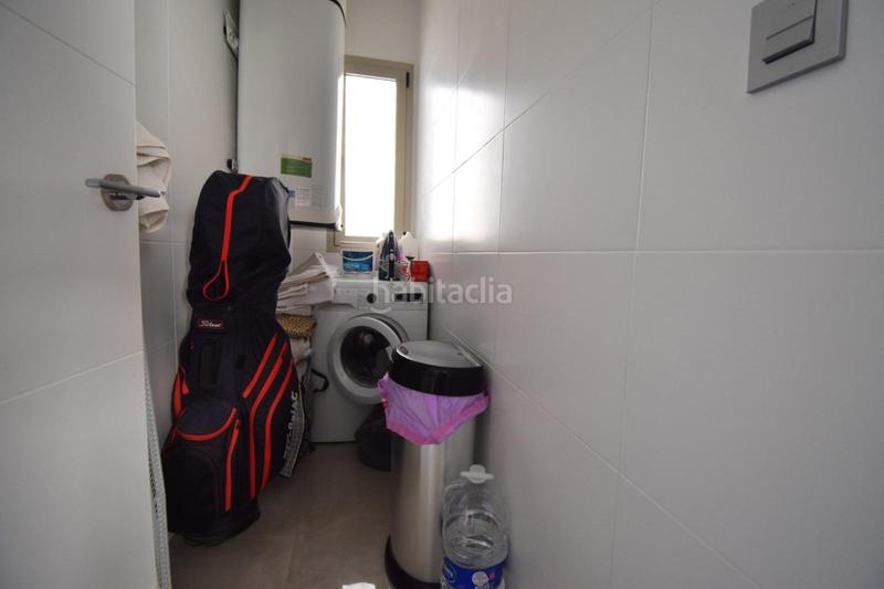 Foto 6924fd0a-90af-44bc-bad4-cee278c58da1. Maison jumelée avec piscine dans Los Almendros Orihuela