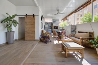 Maison à Parque de las Naciones. Impresionante casa renovada en el corazón de torrevieja